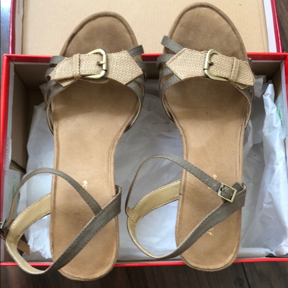 Aerosoles Wedge Sandals